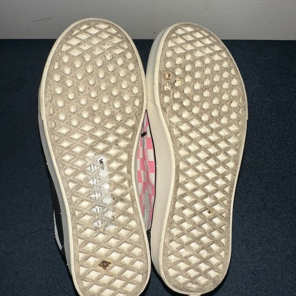 VANS - Picture 6 of 6